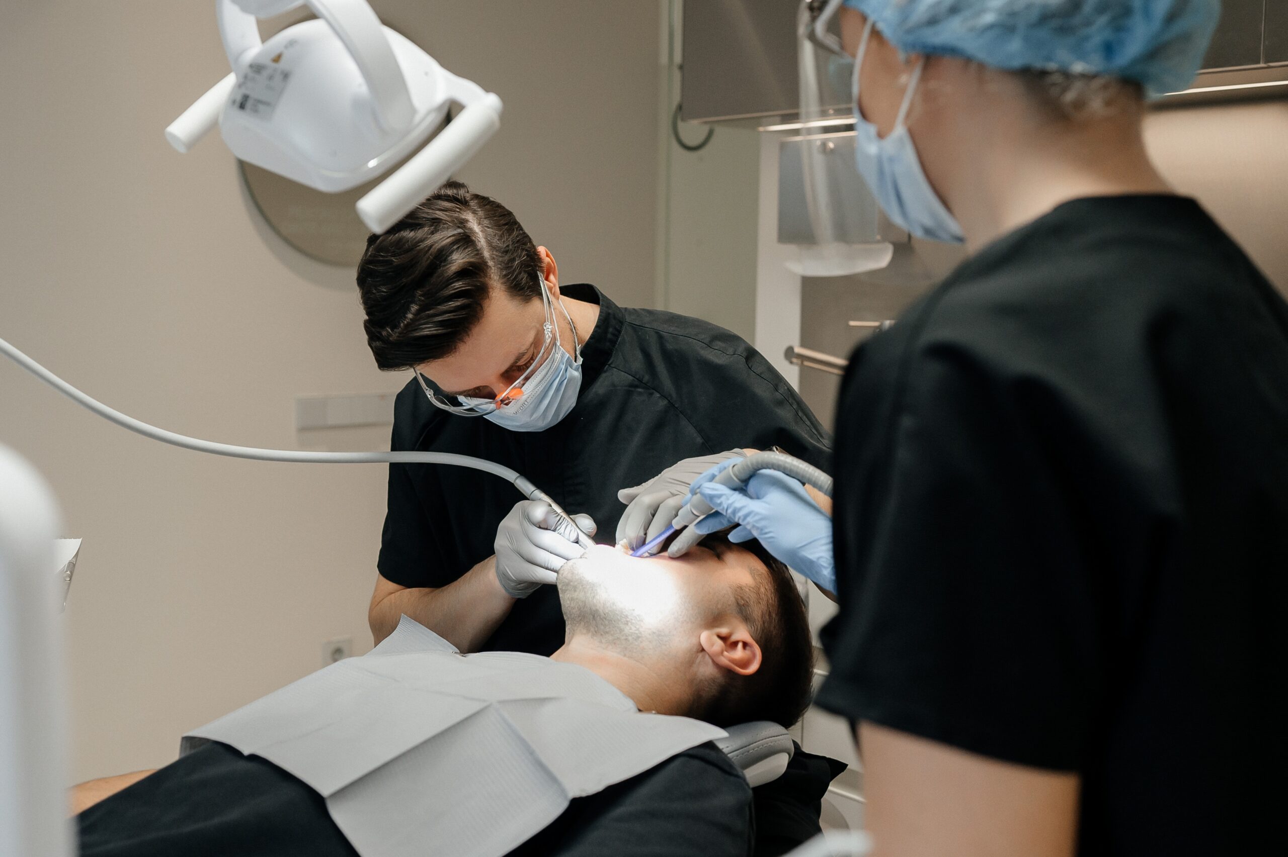 Chiril – trattamento con impianti dentali